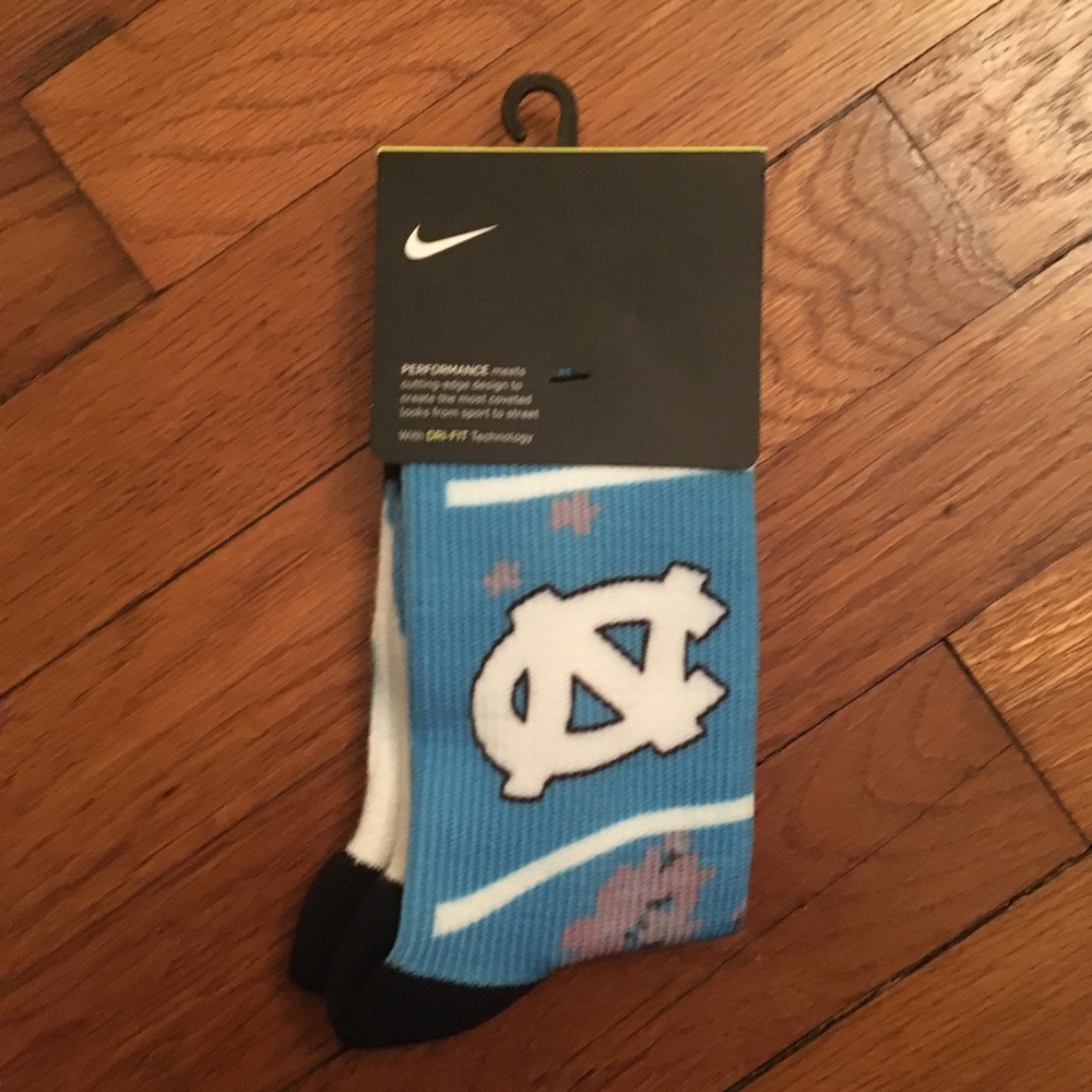 Nike North Carolina Tar Heels Womens Socks